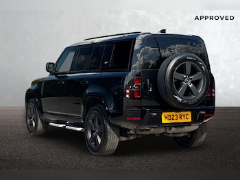 Used Land Rover Defender 2023 for sale - 78316746: Photo