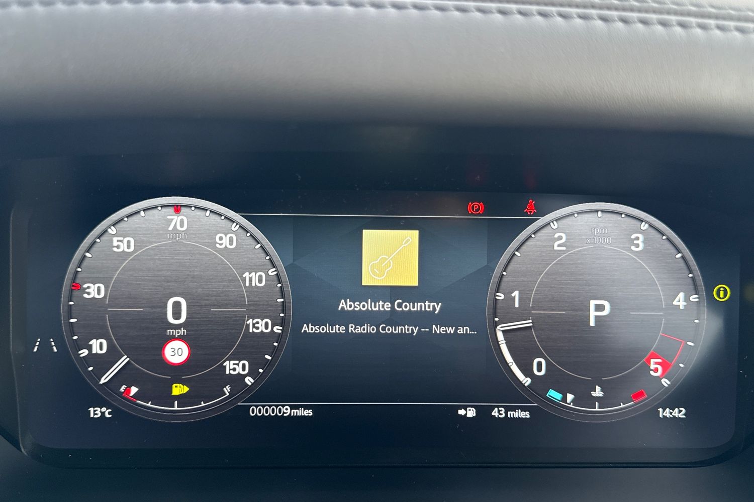 Used Land Rover Defender 110 2025 for sale - 76558167: Photo 15