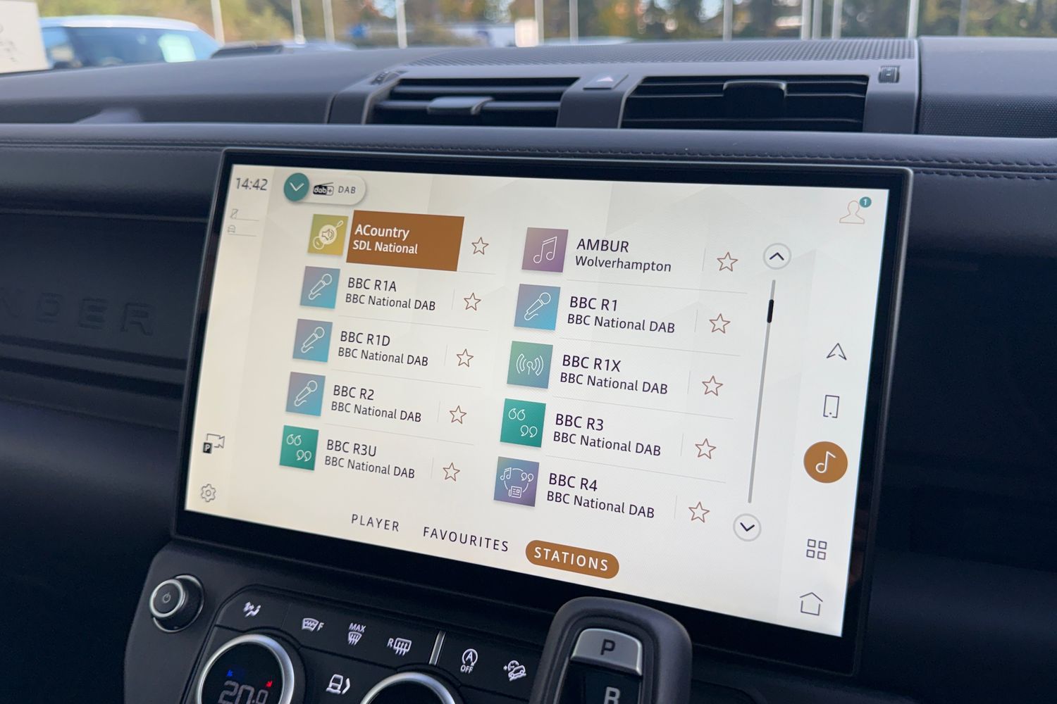 Used Land Rover Defender 110 2025 for sale - 76558167: Photo 34