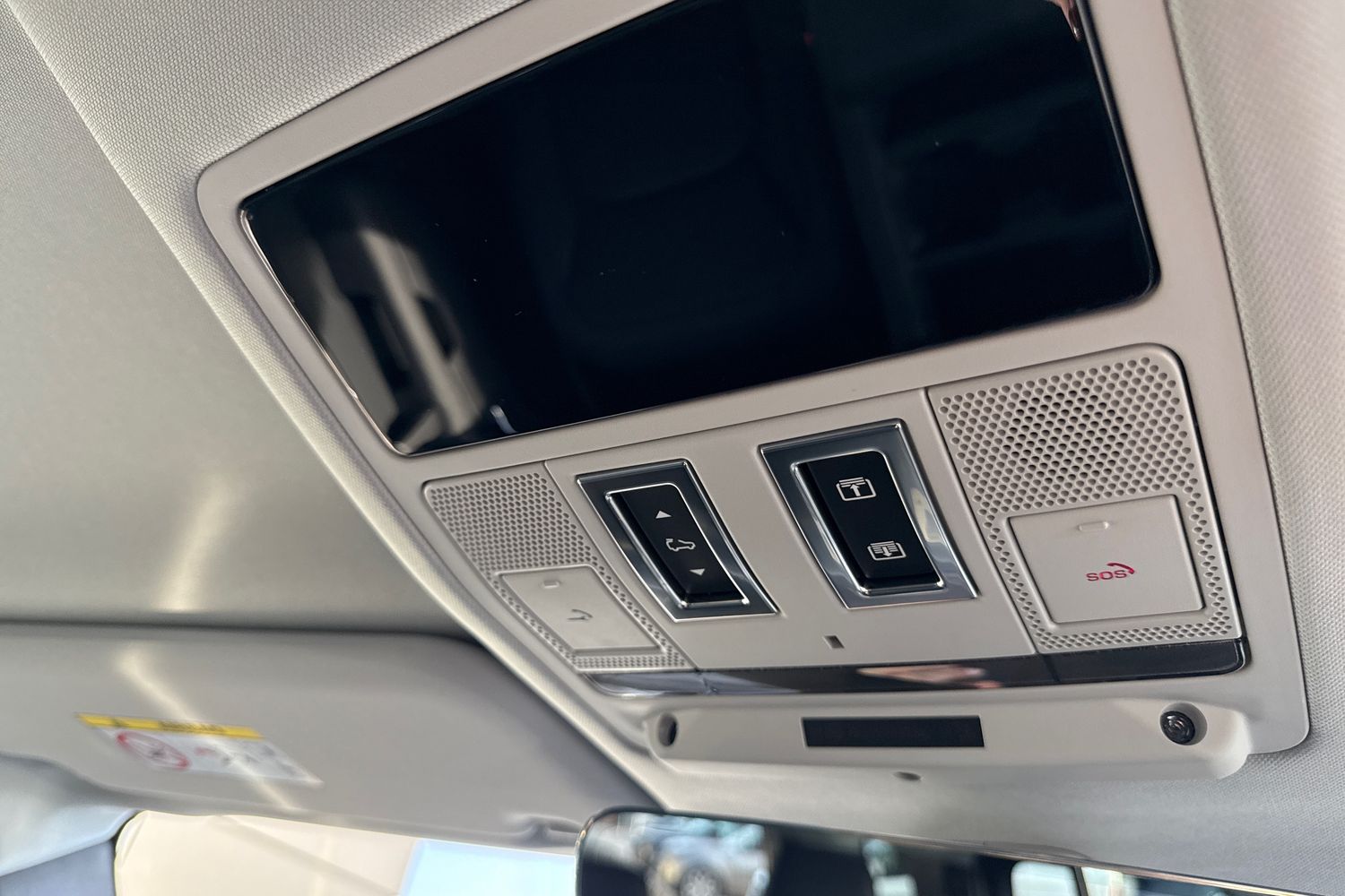 Used Land Rover Defender 110 2025 for sale - 76558167: Photo 52