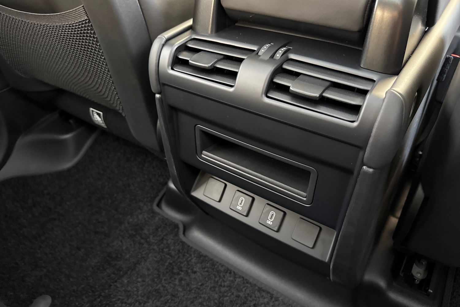 Used Land Rover Defender 110 2025 for sale - 76558167: Photo 53