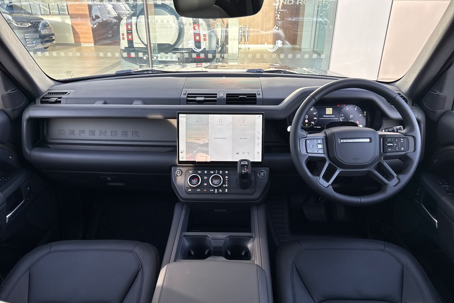 Used Land Rover Defender 110 2025 for sale - 76558167: Photo 9