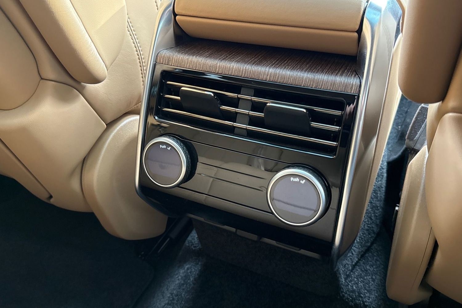 Used Land Rover Range Rover 2024 for sale - 76972744: Photo 18