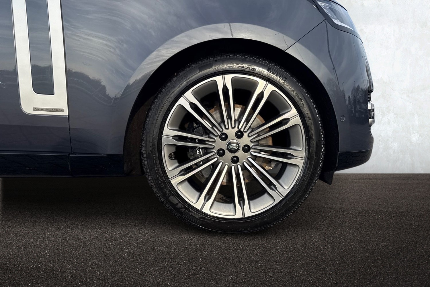 Used Land Rover Range Rover 2024 for sale - 76972744: Photo 8