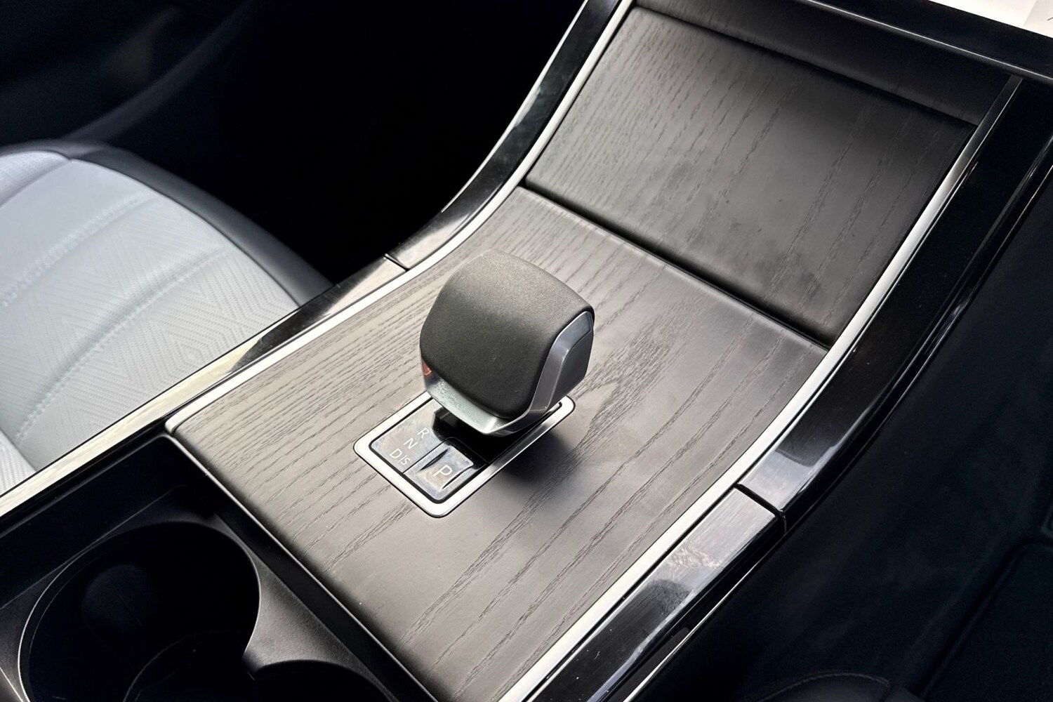 Used Land Rover Range Rover Evoque 2025 for sale - 76836292: Photo 14