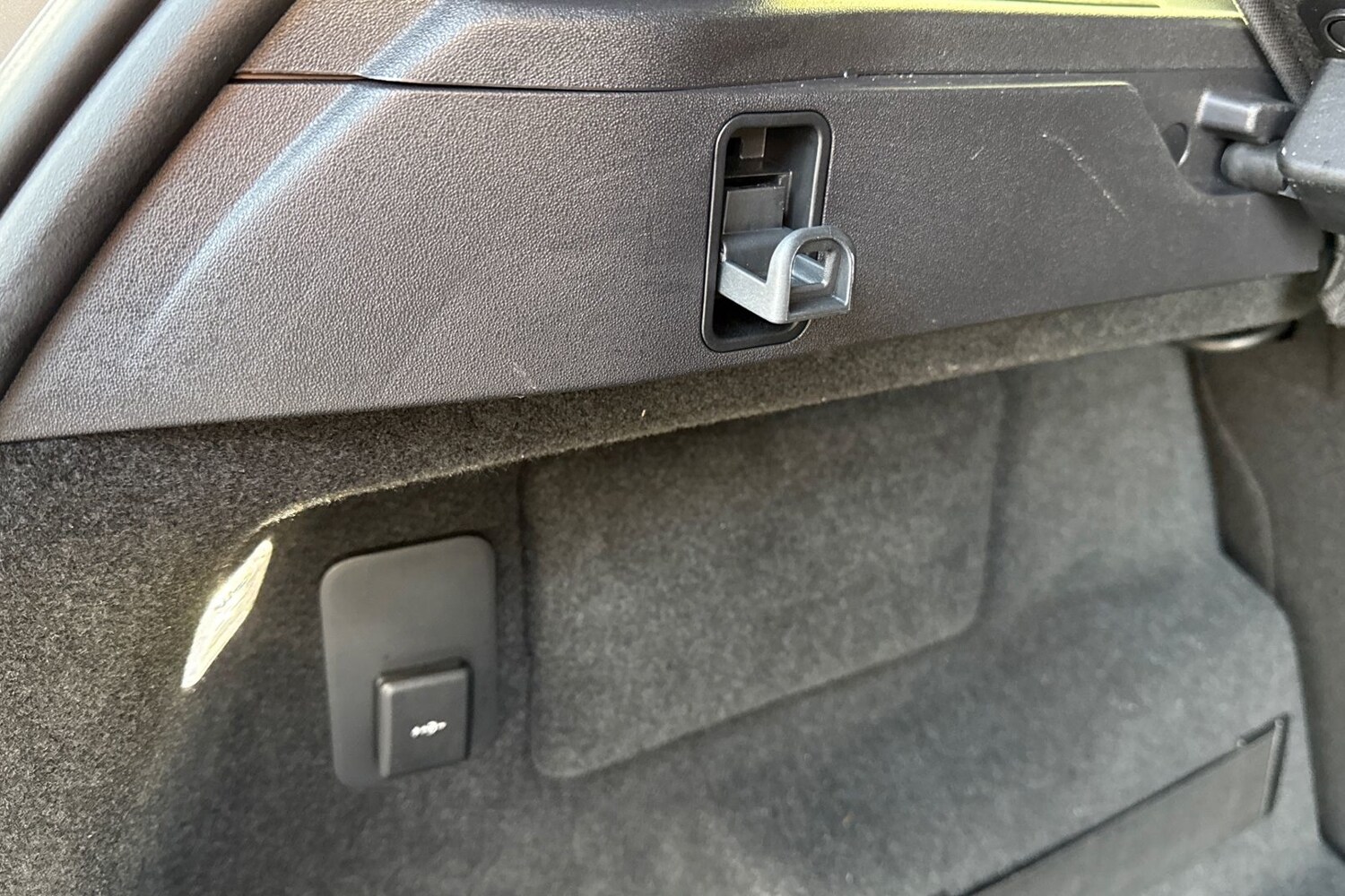 Used Land Rover Range Rover Evoque 2025 for sale - 76836292: Photo 28