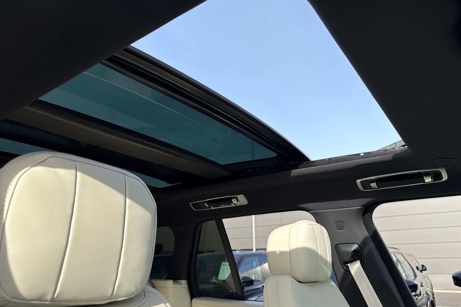 Used Land Rover Range Rover 2025 for sale - 76416624: Photo 33