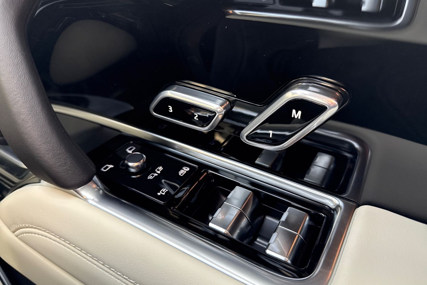 Used Land Rover Range Rover 2025 for sale - 76416624: Photo 35