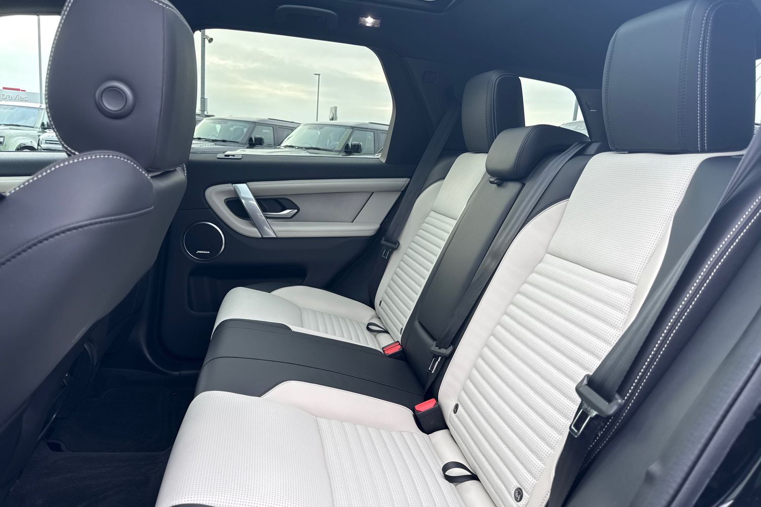 Used Land Rover Discovery Sport 2025 for sale - 76330789: Photo 13