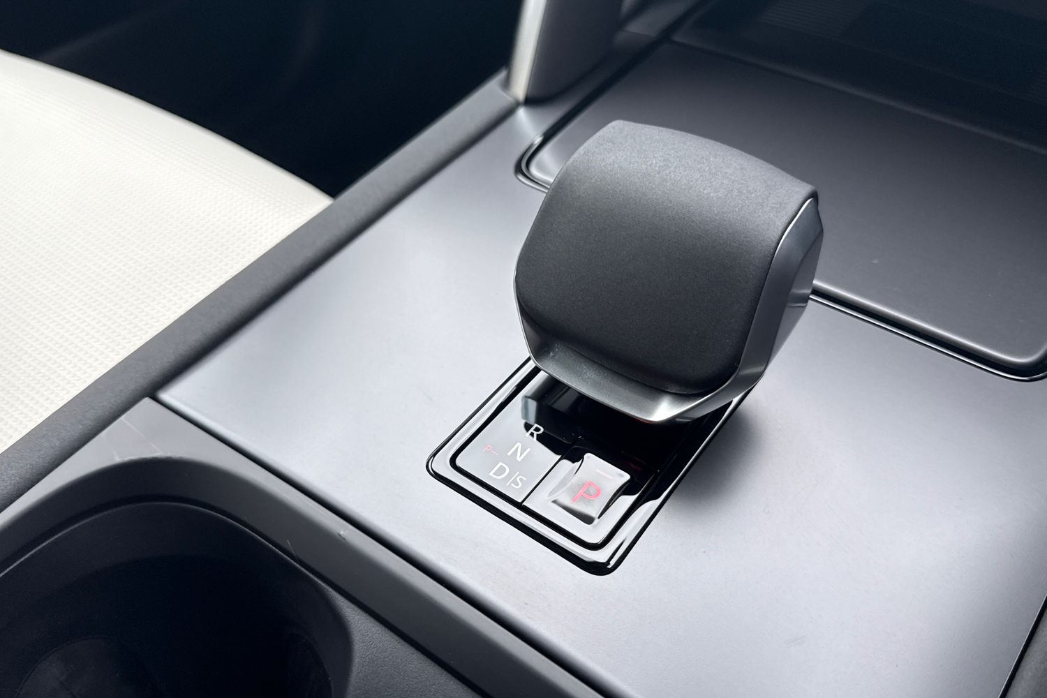 Used Land Rover Discovery Sport 2025 for sale - 76330789: Photo 16