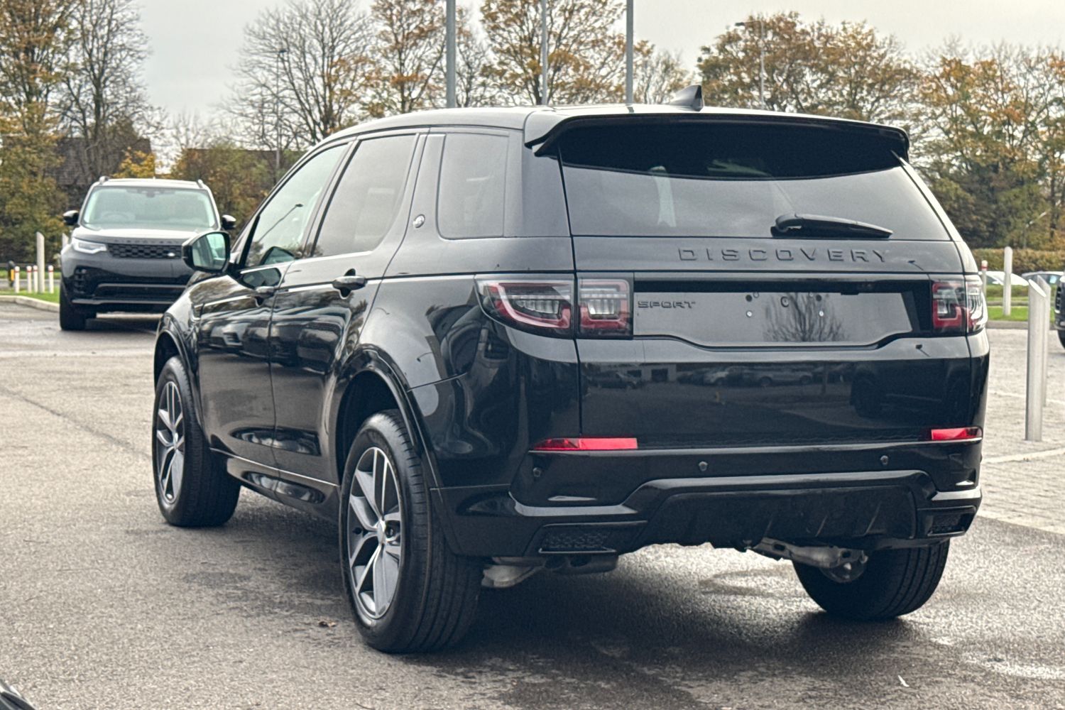 Used Land Rover Discovery Sport 2025 for sale - 76330789: Photo 2