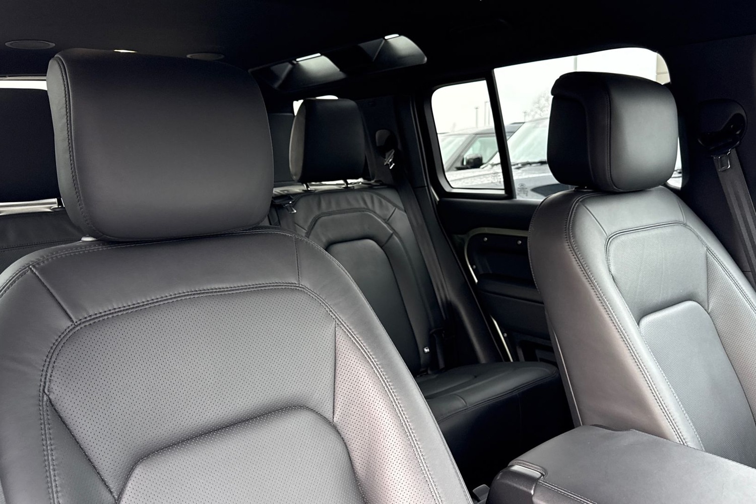 Used Land Rover Defender 110 2024 for sale - 77451094: Photo 22