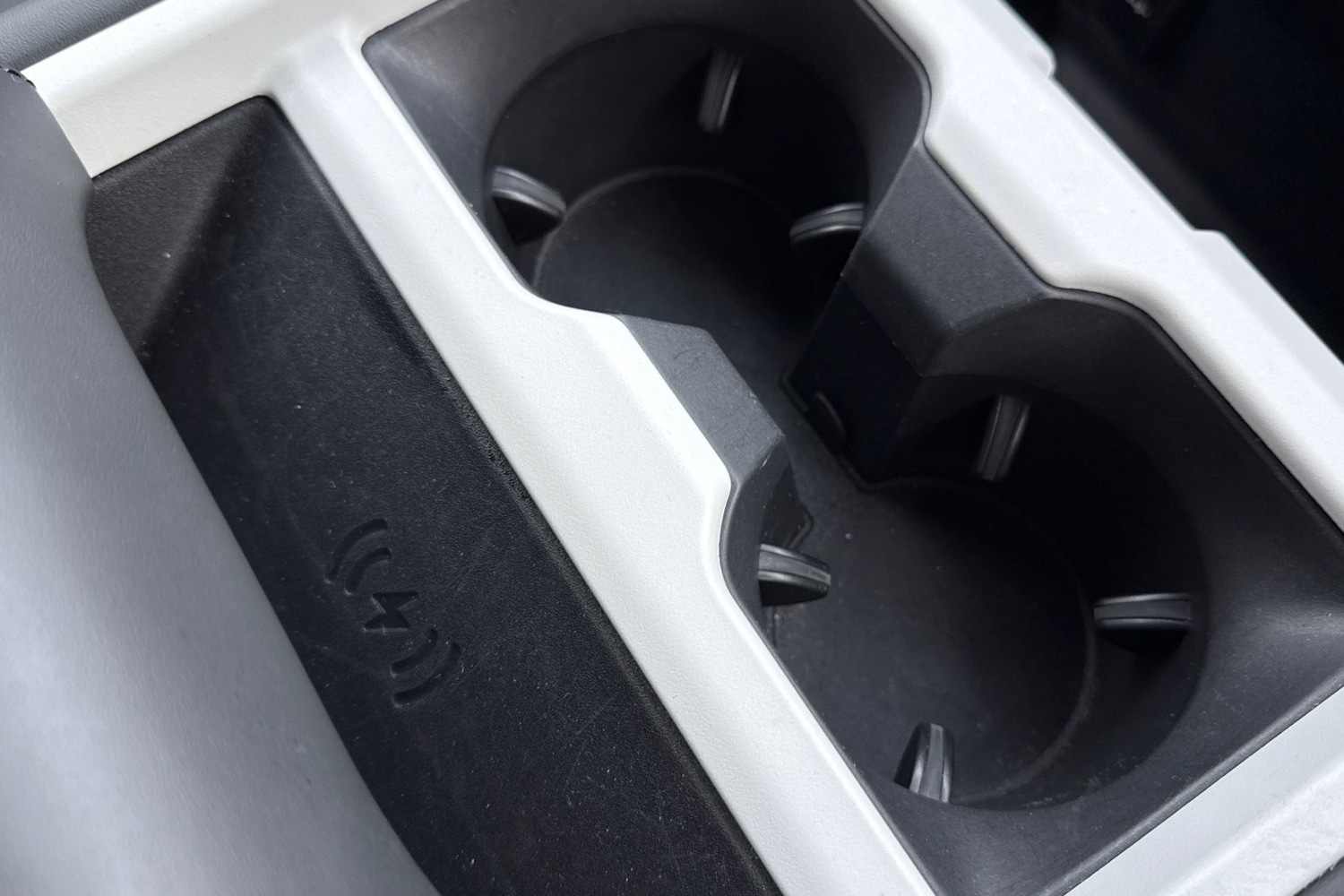 Used Land Rover Defender 110 2024 for sale - 77451094: Photo 46