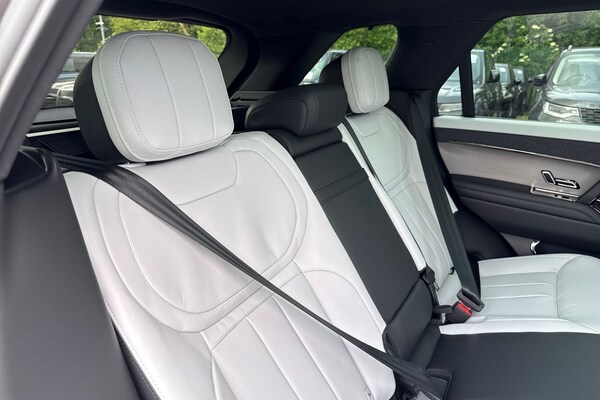 Used Land Rover Range Rover Sport 2025 for sale - 74130526: Photo 12