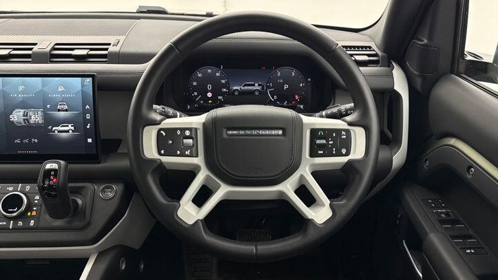 Used Land Rover Defender 2024 for sale - 77451093: Photo 15
