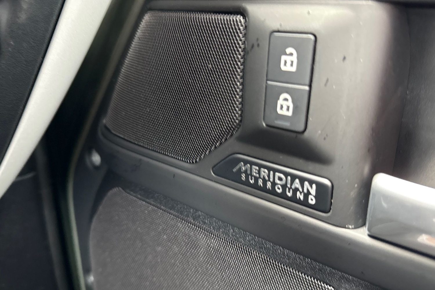 Used Land Rover Defender 110 2024 for sale - 77451093: Photo 25