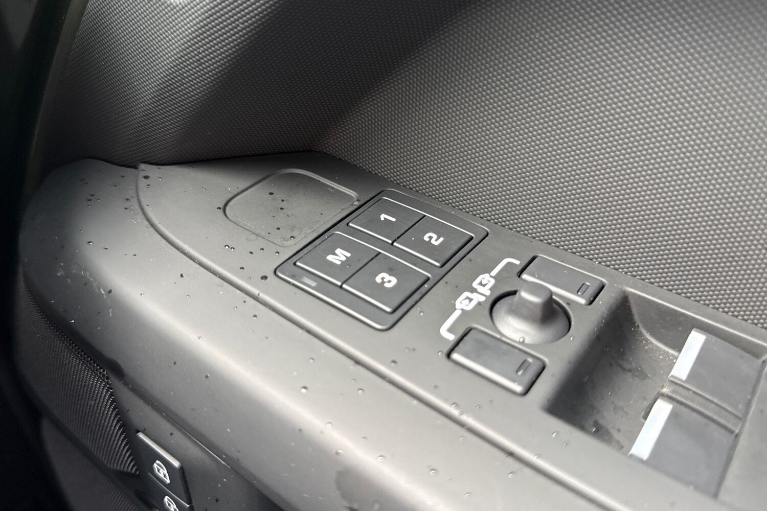 Used Land Rover Defender 110 2024 for sale - 77451093: Photo 26