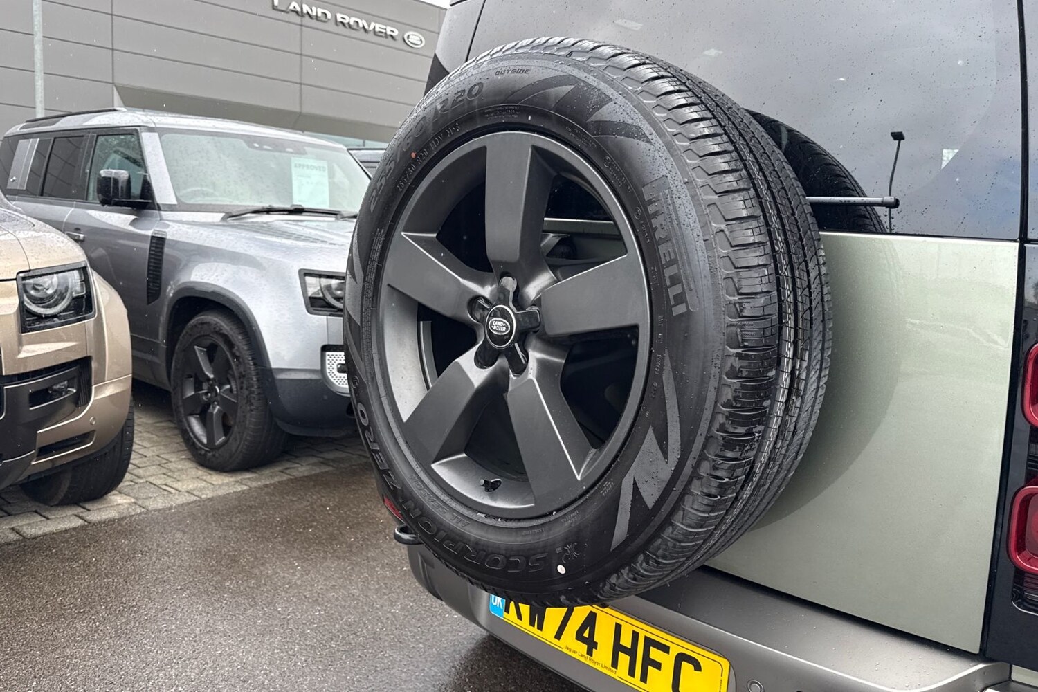 Used Land Rover Defender 110 2024 for sale - 77451093: Photo 31