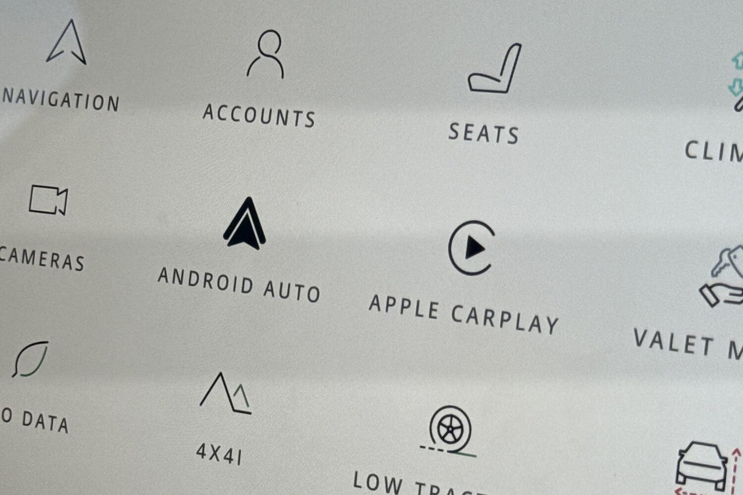 Used Land Rover Defender 110 2024 for sale - 77451093: Photo 37