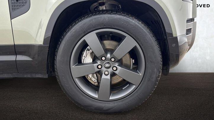 Used Land Rover Defender 2024 for sale - 77451093: Photo 8