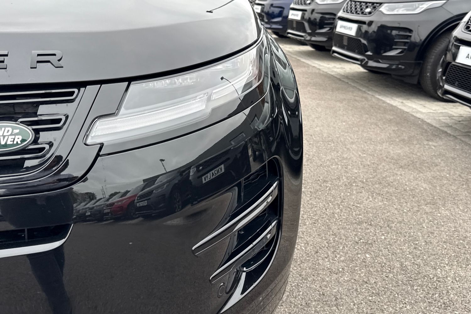 Used Land Rover Range Rover Evoque 2025 for sale - 76274708: Photo 32