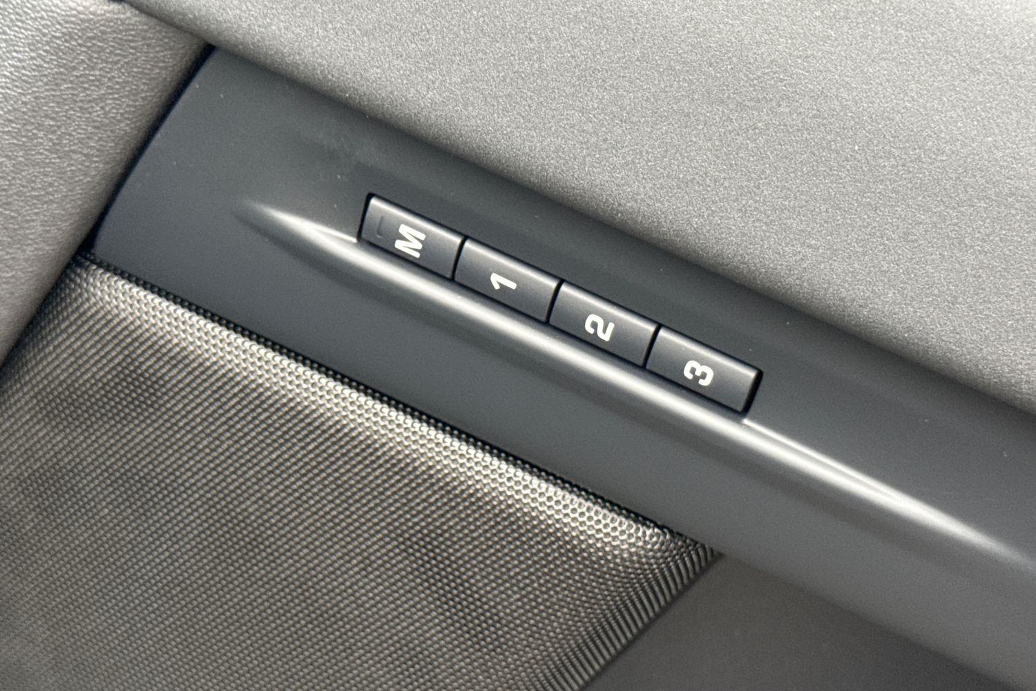 Used Land Rover Range Rover Evoque 2025 for sale - 76274708: Photo 35