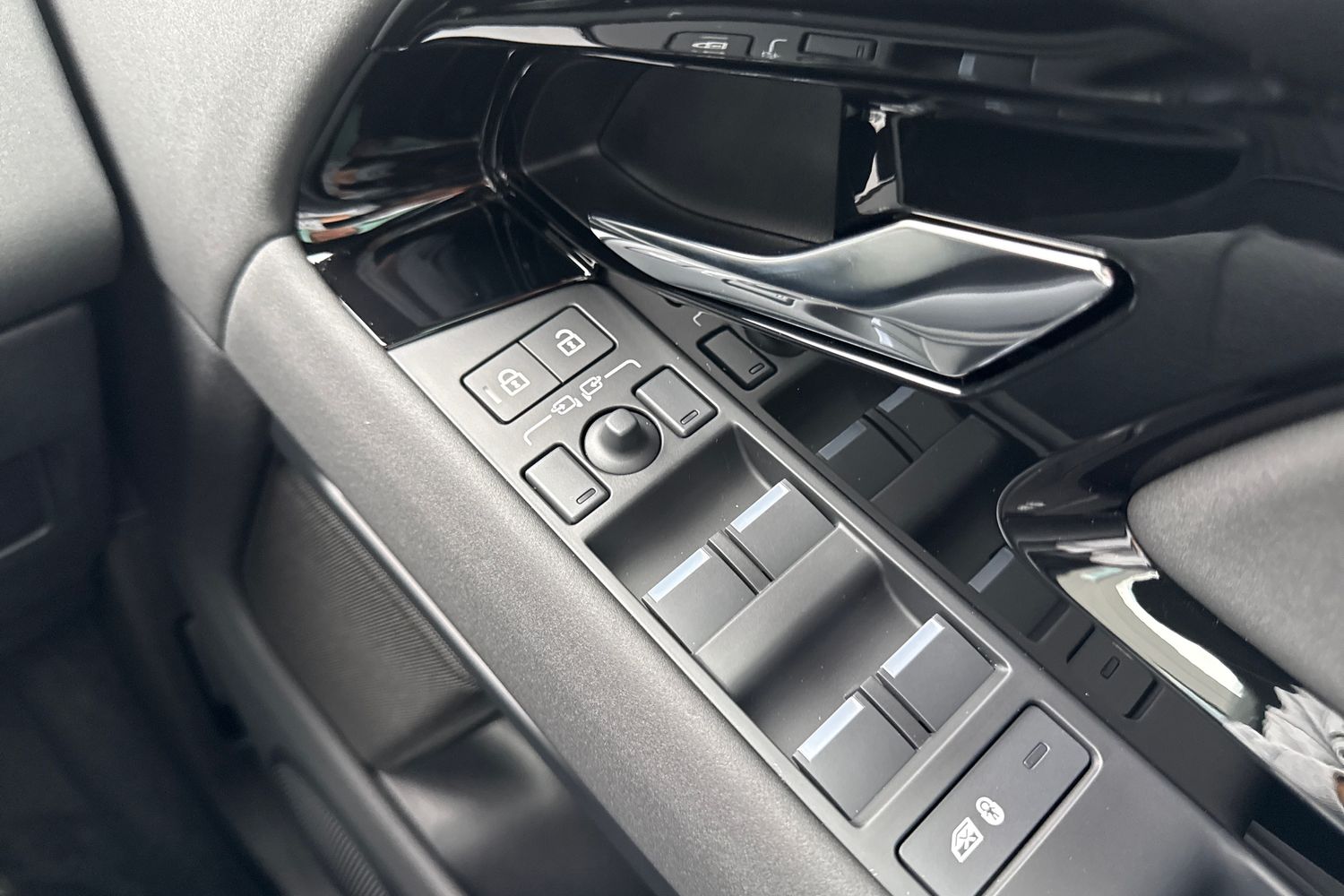 Used Land Rover Range Rover Evoque 2025 for sale - 76274708: Photo 37