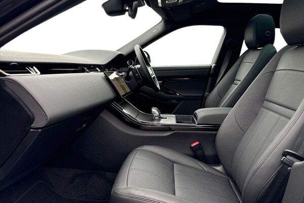 Used Land Rover Range Rover Evoque 2025 for sale - 76274708: Photo 3