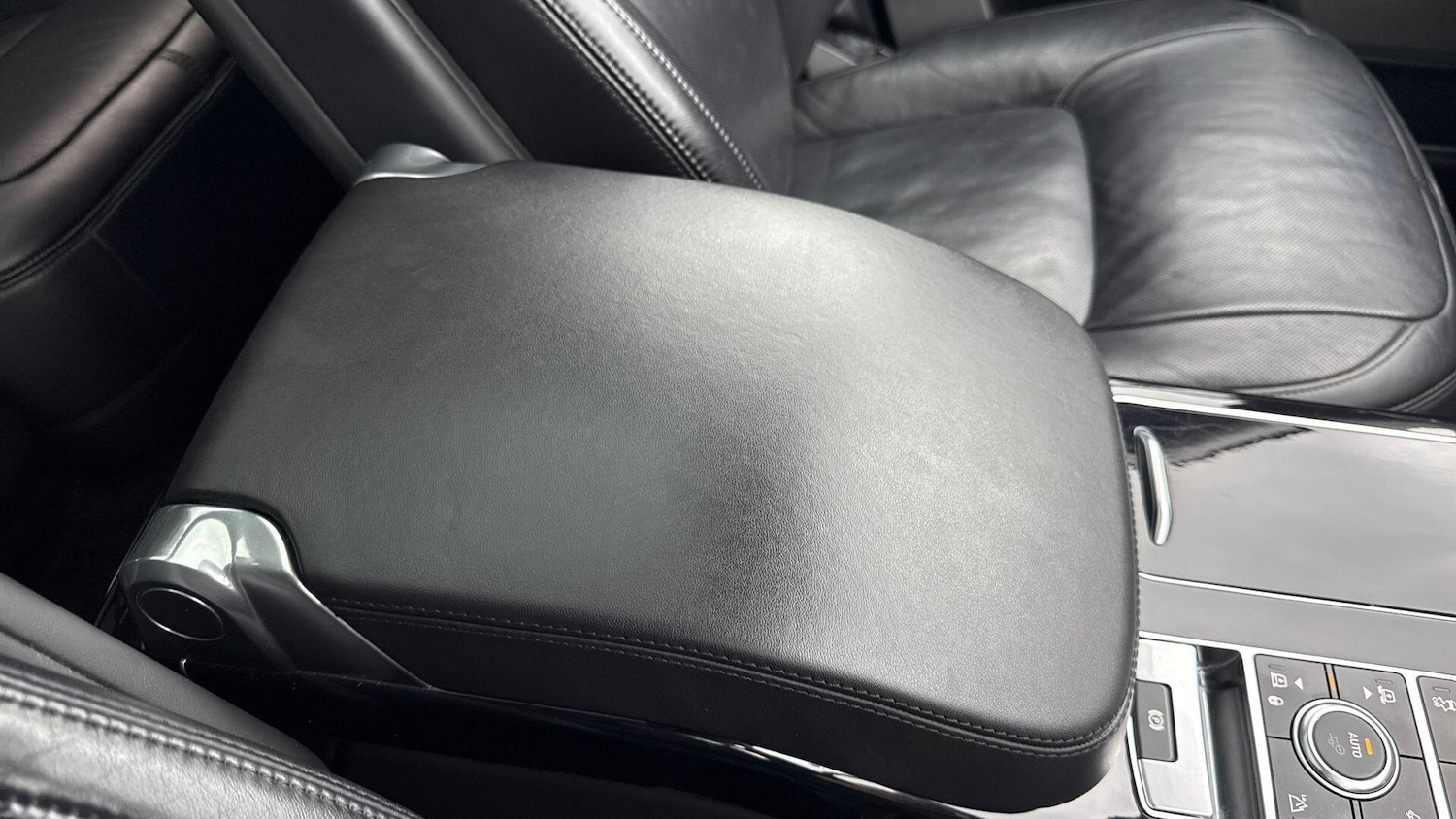 Used Land Rover Range Rover 2021 for sale - 76636937: Photo 46