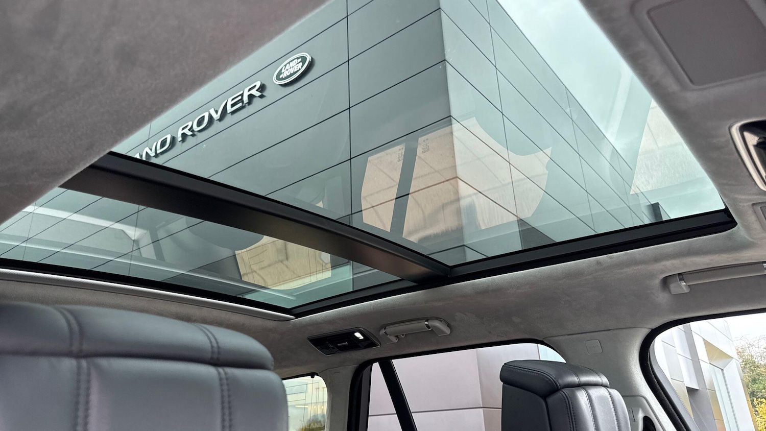 Used Land Rover Range Rover 2021 for sale - 76636937: Photo 50