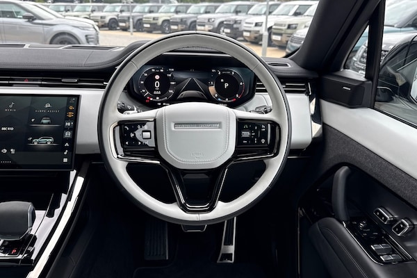 Used Land Rover Range Rover Sport 2024 for sale - 76311045: Photo 16
