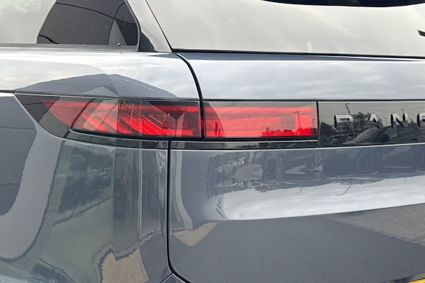 Used Land Rover Range Rover Sport 2024 for sale - 76311045: Photo 20