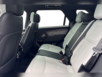 Used Land Rover Range Rover Sport 2024 for sale - 76311045: Photo 4
