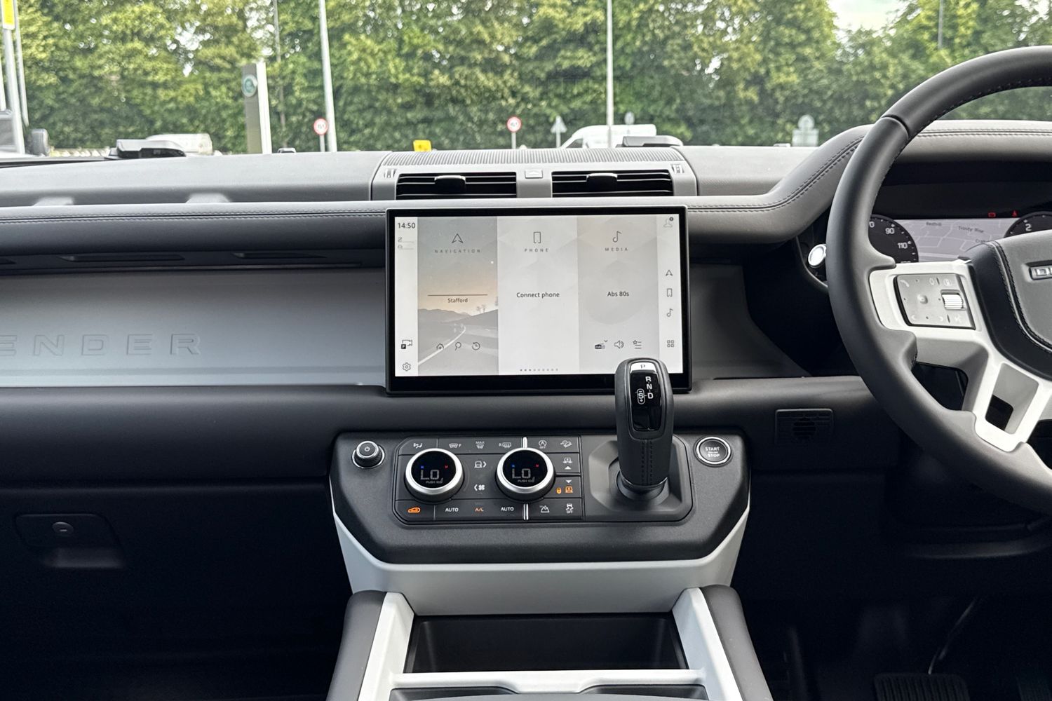 Used Land Rover Defender 130 2026 for sale - 78001872: Photo 45