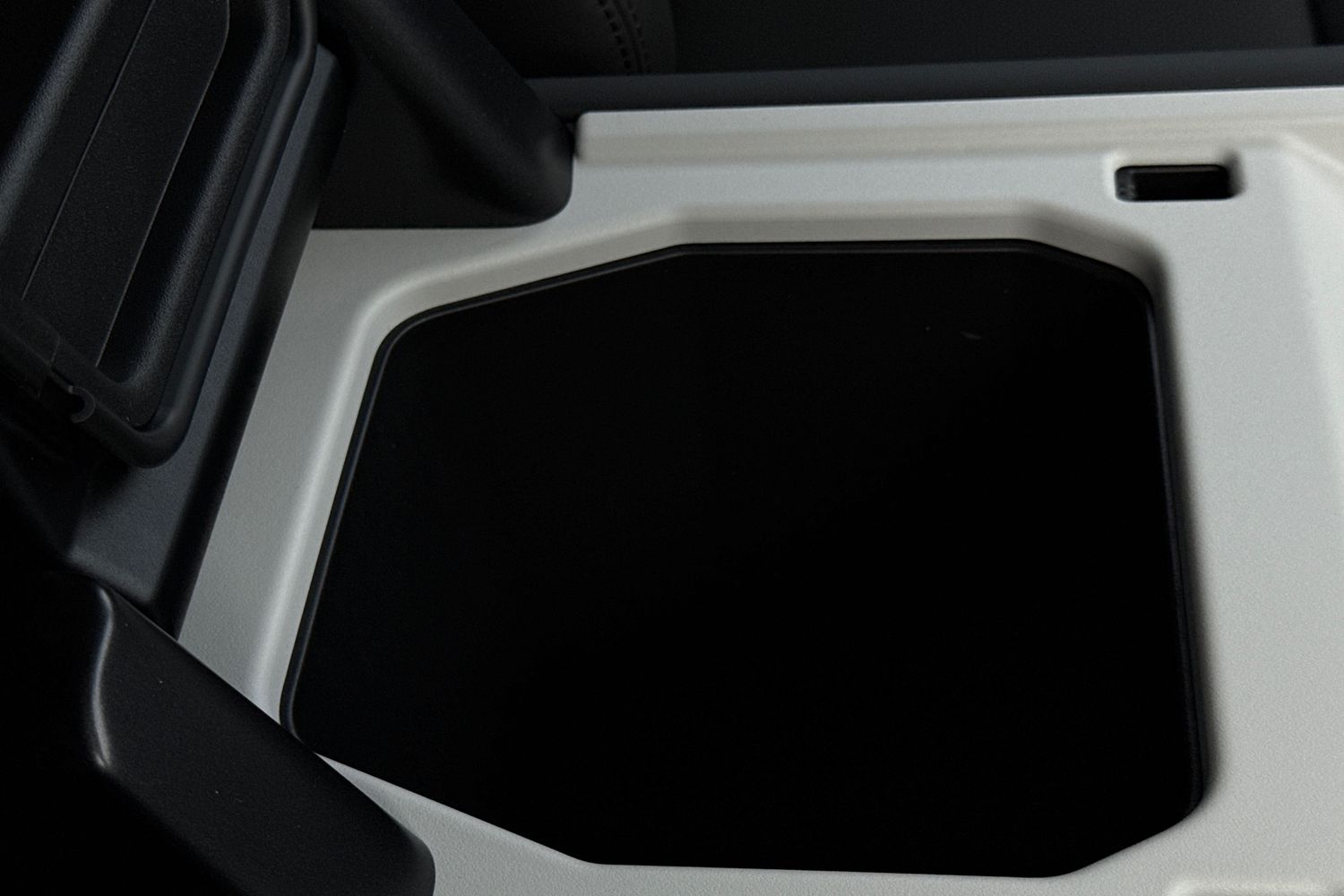 Used Land Rover Defender 130 2026 for sale - 78001872: Photo 57