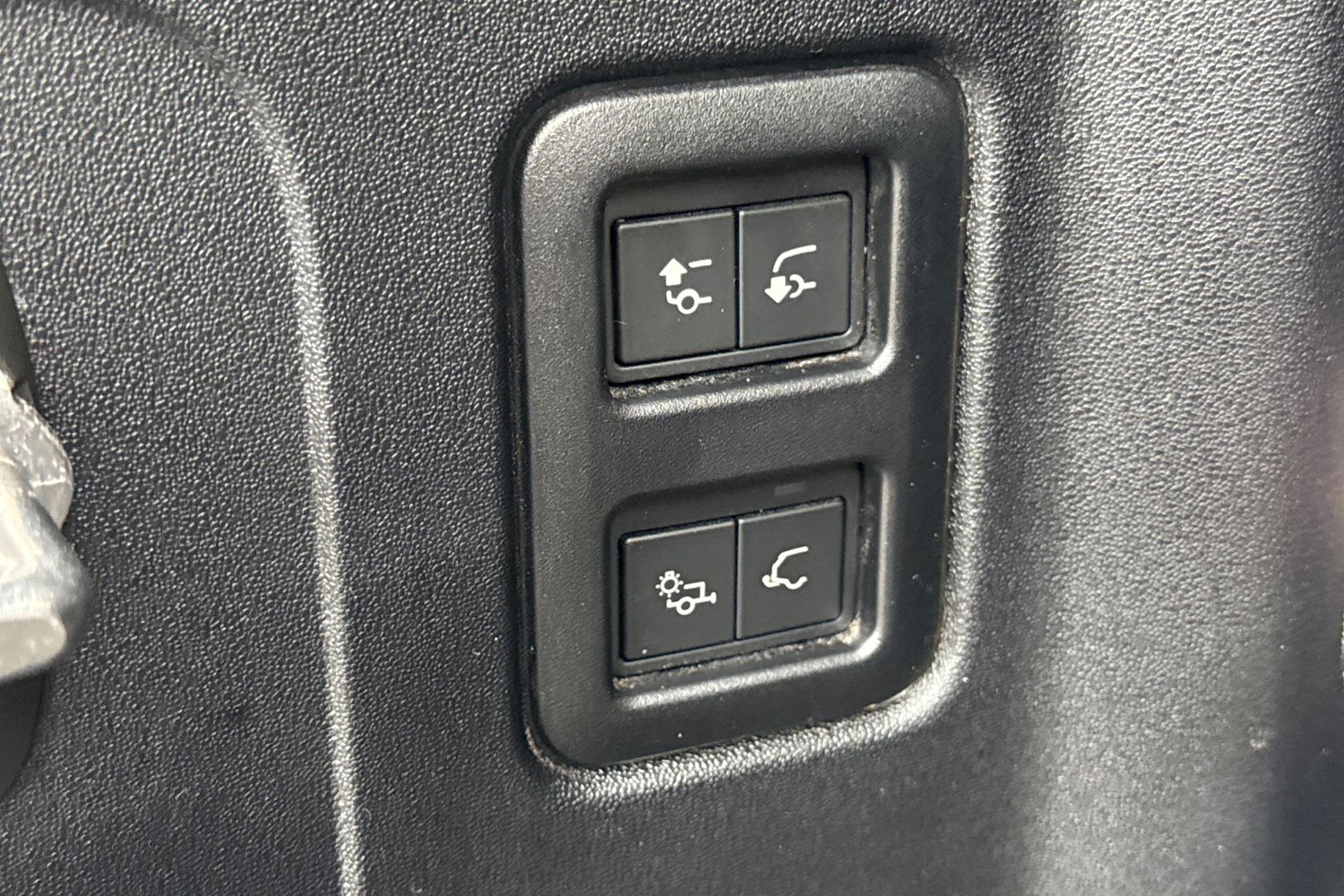 Used Land Rover Defender 110 2024 for sale - 76922985: Photo 27