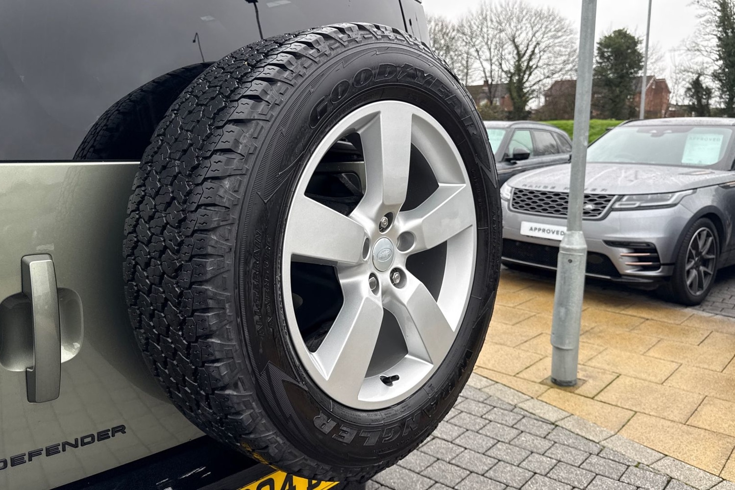 Used Land Rover Defender 110 2024 for sale - 76922985: Photo 29