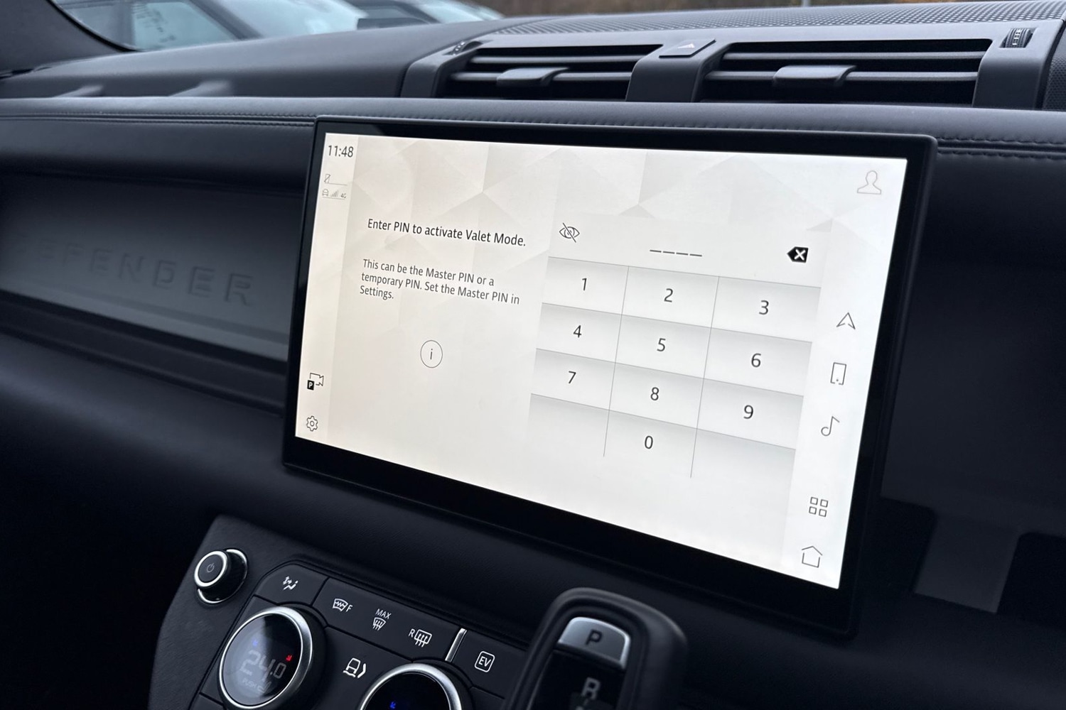 Used Land Rover Defender 110 2024 for sale - 76922985: Photo 40