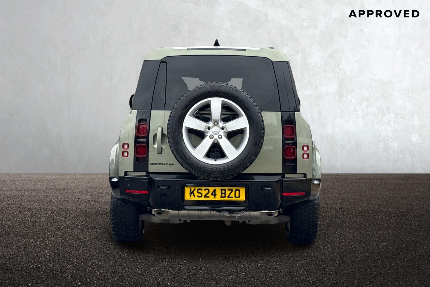 Used Land Rover Defender 110 2024 for sale - 76922985: Photo 6