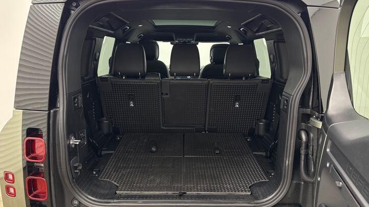 Used Land Rover Defender 110 2025 for sale - 77287191: Photo 11
