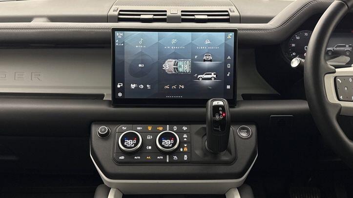 Used Land Rover Defender 110 2025 for sale - 77287191: Photo 15