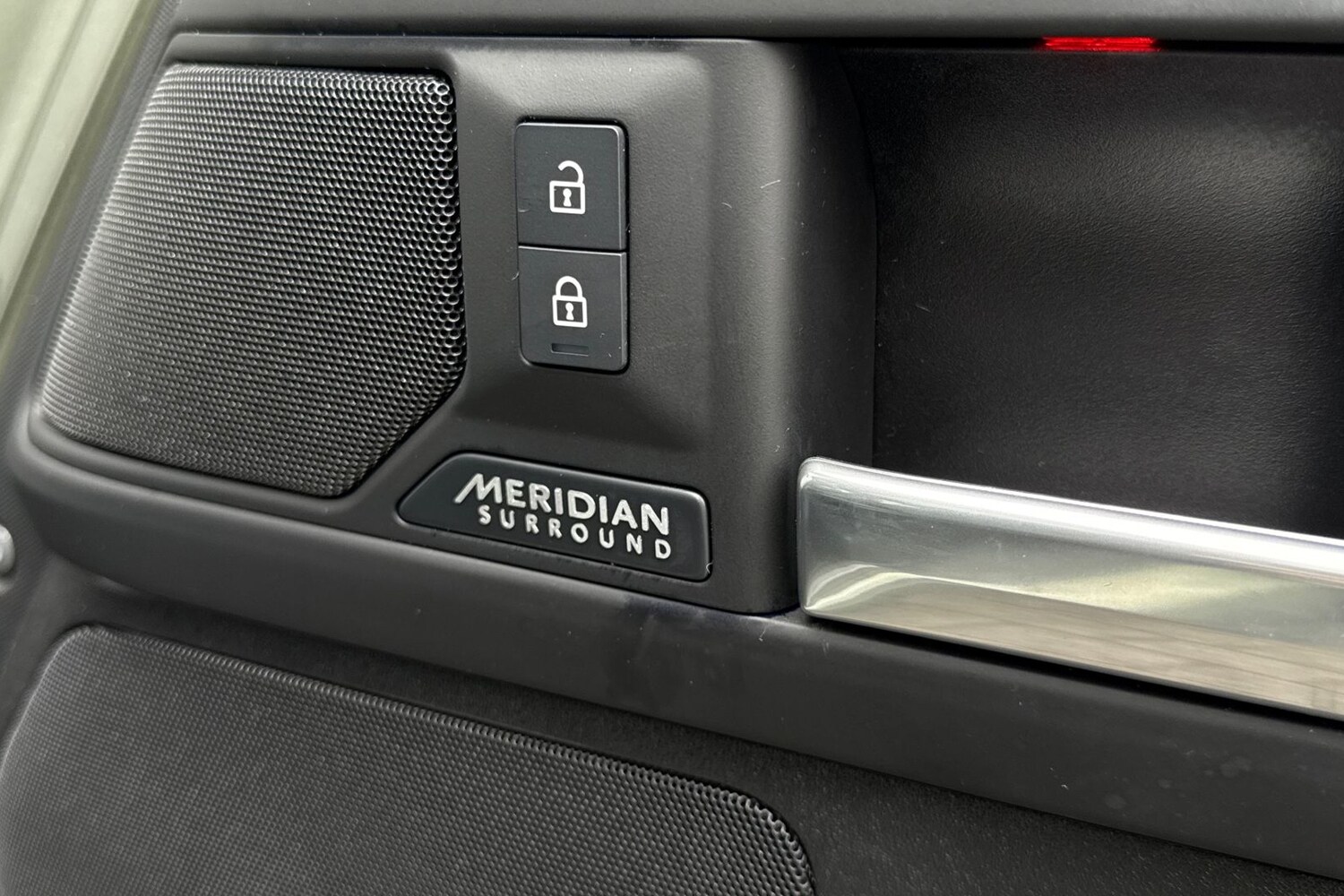 Used Land Rover Defender 110 2025 for sale - 77287191: Photo 25