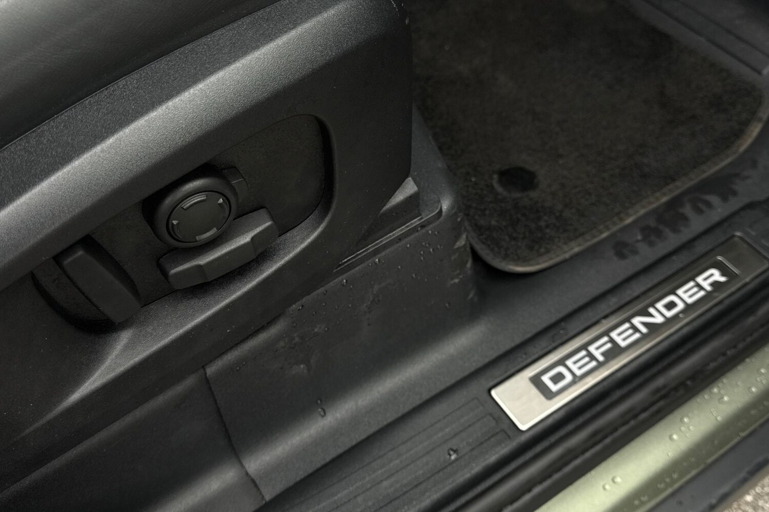 Used Land Rover Defender 110 2025 for sale - 77287191: Photo 35