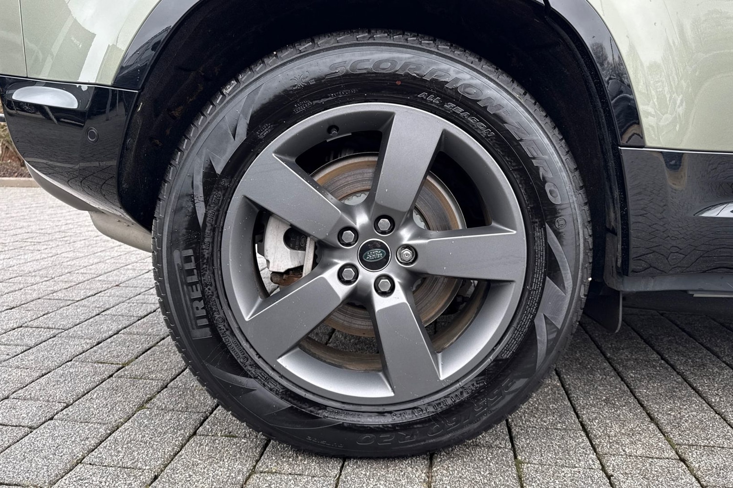 Used Land Rover Defender 110 2025 for sale - 77287191: Photo 36