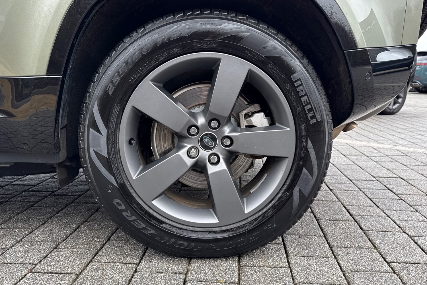 Used Land Rover Defender 110 2025 for sale - 77287191: Photo 40