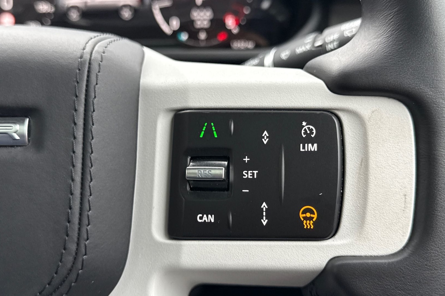 Used Land Rover Defender 110 2025 for sale - 77287191: Photo 48