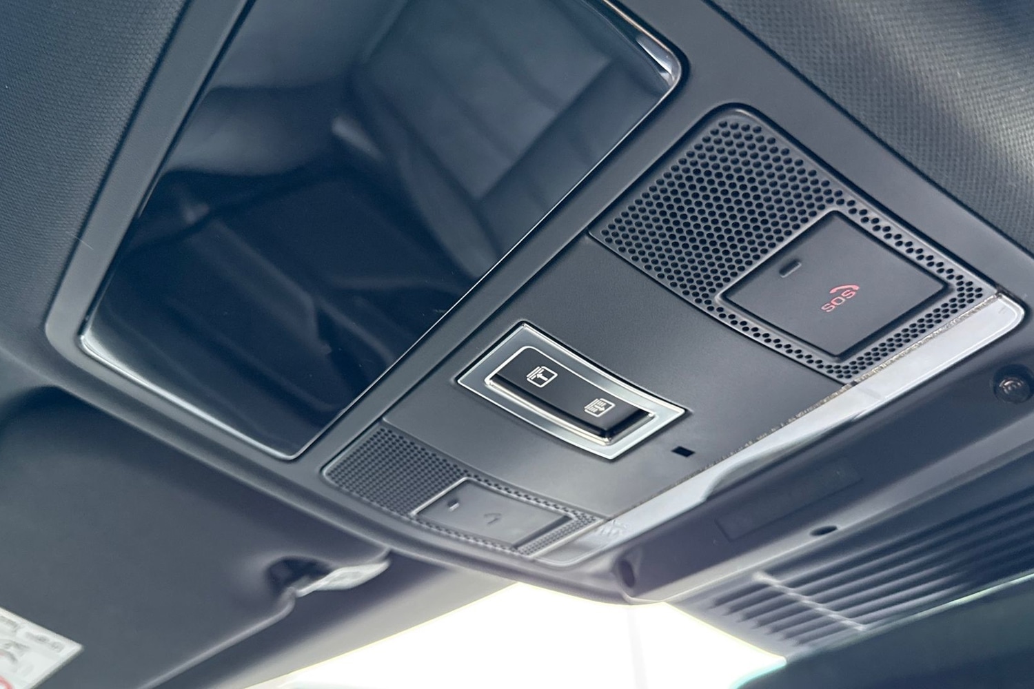 Used Land Rover Range Rover Evoque 2024 for sale - 76929236: Photo 23