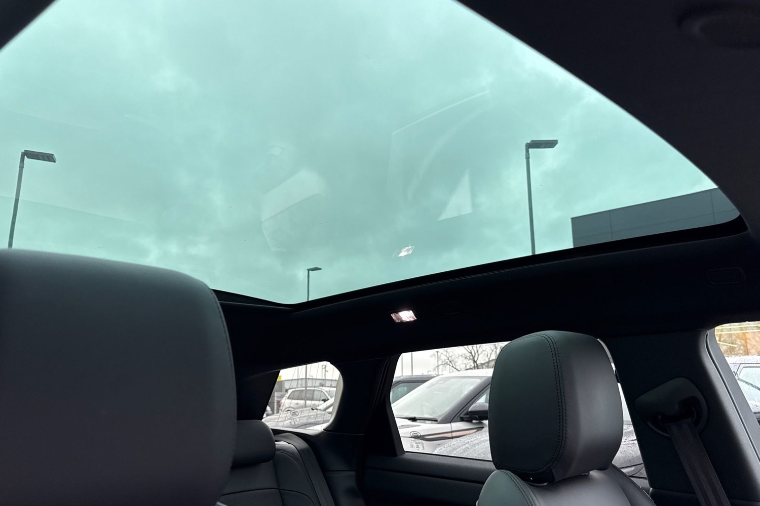 Used Land Rover Range Rover Evoque 2024 for sale - 76929236: Photo 31