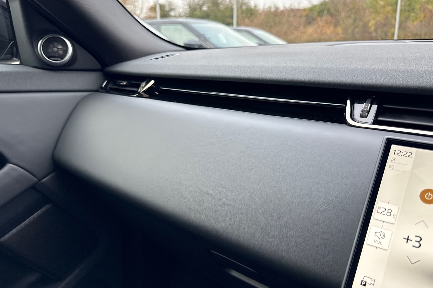 Used Land Rover Range Rover Evoque 2024 for sale - 76929236: Photo 48