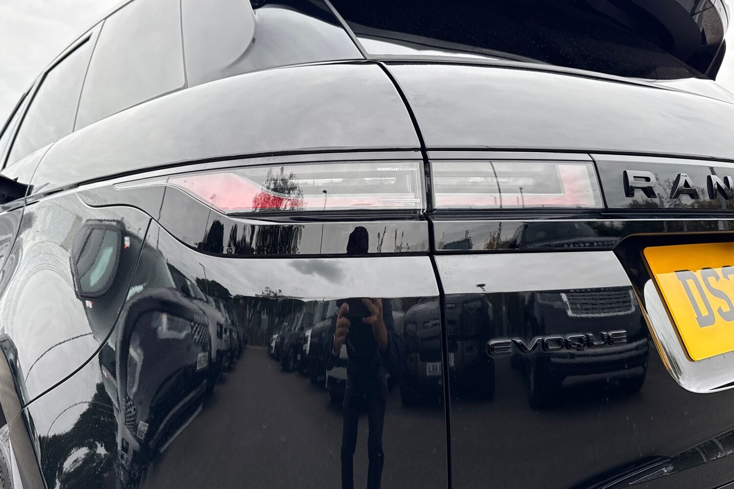 Used Land Rover Range Rover Evoque 2025 for sale - 76102142: Photo 19
